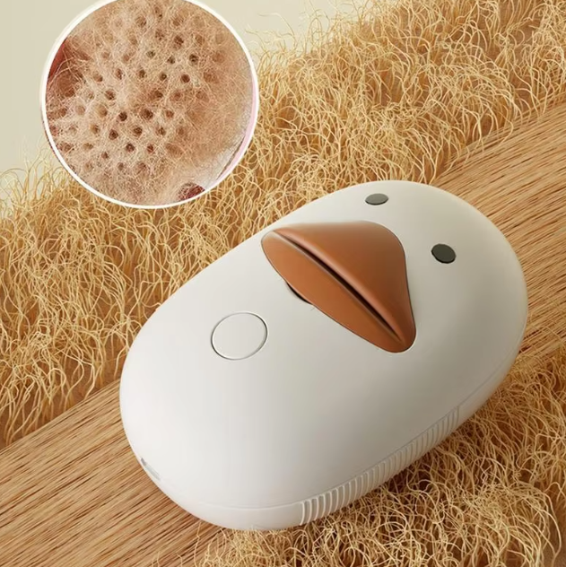 Duck-Shaped Spray Brush